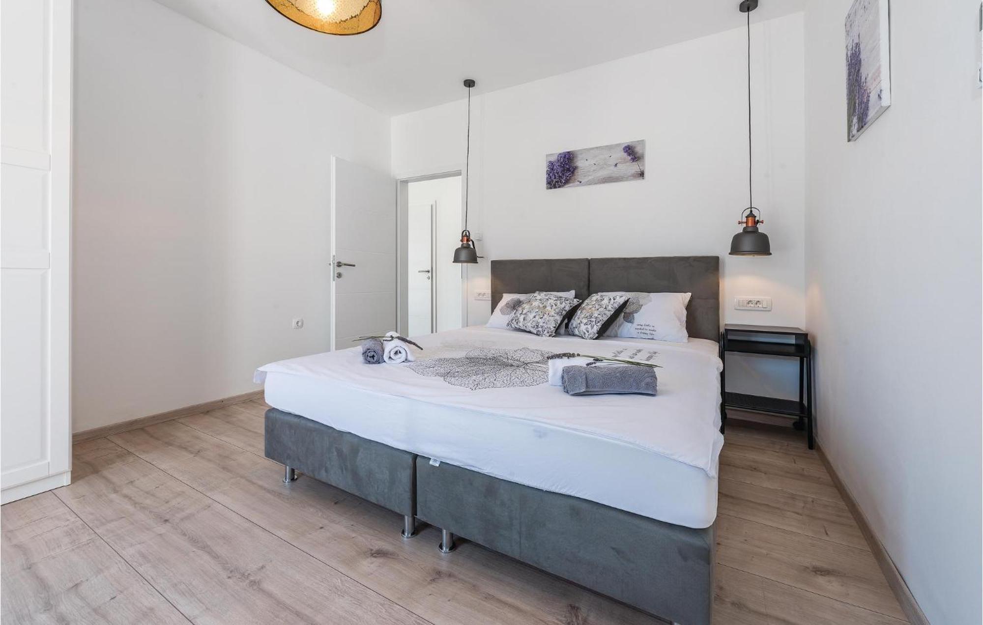 Lovely Home In Betina With Wifi Экстерьер фото